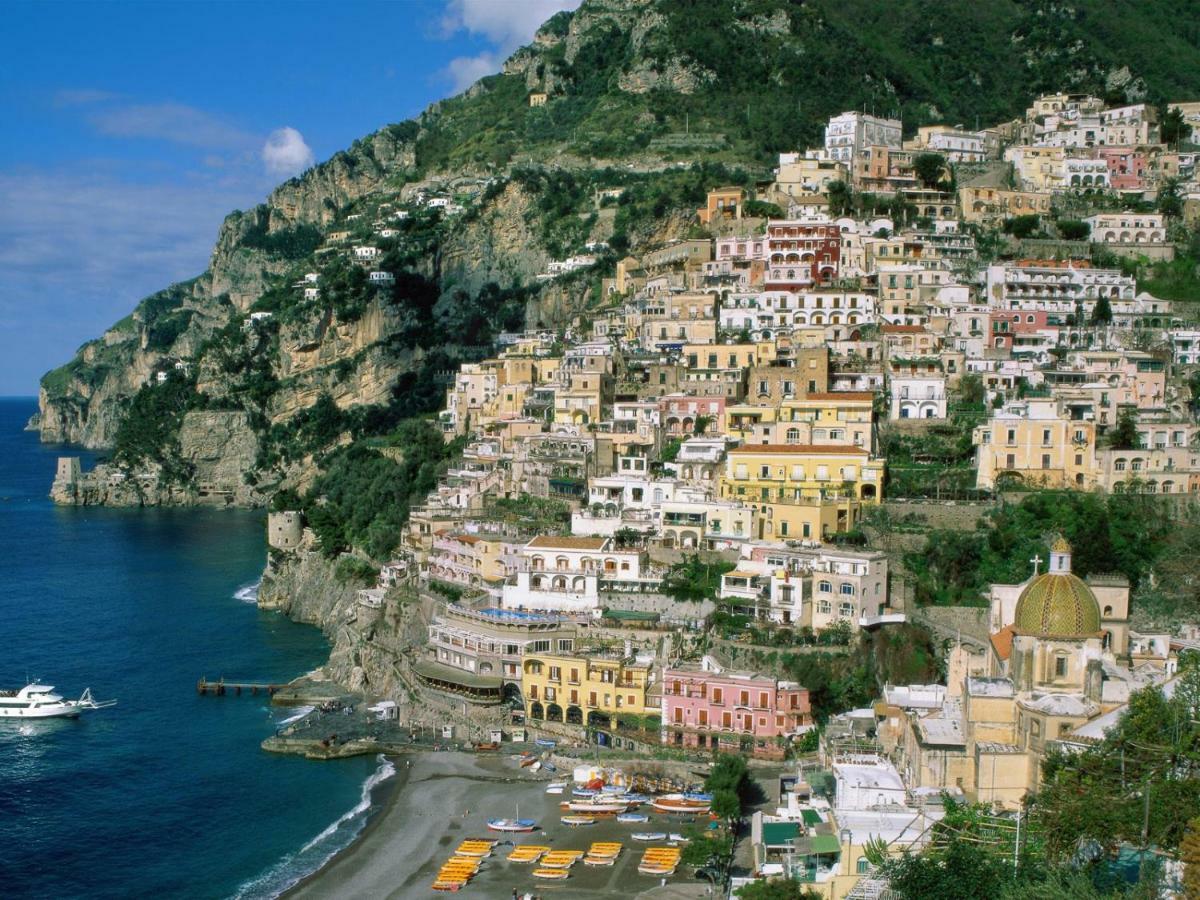 Casa Vacanze Archi Medievali Salerno Eksteriør billede
